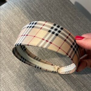 Elegant Checkered Beige Headband